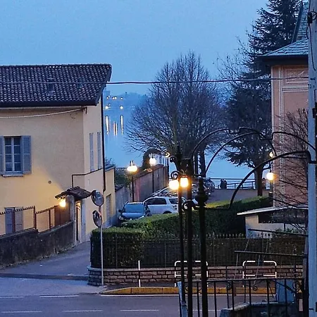 La corte sul lago *